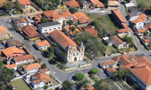 Prossegue o trabalho da Comissão de Revisão dos Logradouros públicos de Itatiaia